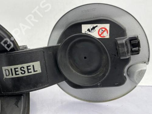 Klapa wlewu paliwa RENAULT MEGANE III Hatchback (BZ0/1_, B3_) 1.5 dCi (BZ0C) | BP23752288C131 