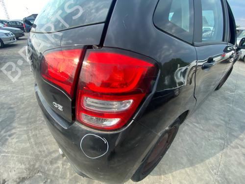 Used Right taillight Right taillight 38033172 38033172