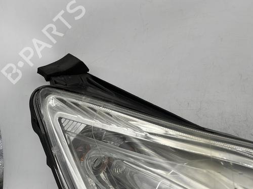 Used Right headlight FORD C-MAX II (DXA/CB7, DXA/CEU) 1.6 TDCi (95 hp) 32001430