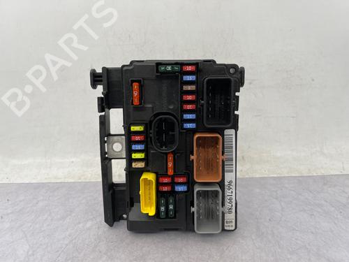 Fuse box CITROËN C3 Picasso (SH_) 1.6 HDI 90 | BP36293544E1  - Image 5