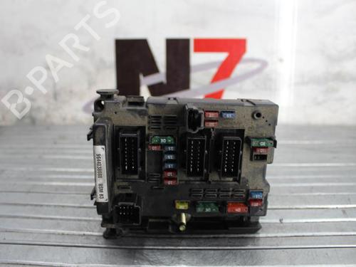Used Fuse box PEUGEOT 406 (8B) 2.0 HDI 90 (90 hp) 23668841