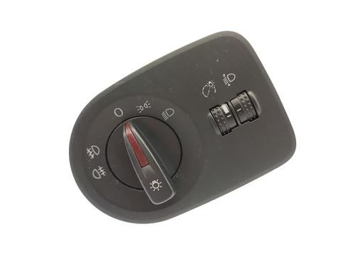 Forlygtekontakt SEAT IBIZA IV SC (6J1, 6P5) 1.9 TDI (105 hp) 23757688