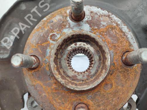 Used Left front steering knuckle Left front steering knuckle TOYOTA YARIS (_P9_) 1.4 D-4D (NLP90_, NLP90R) (90 hp) 23729677 23729677