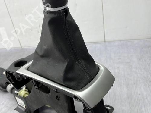 Used Gear lever NISSAN MICRA V (K14) 0.9 IG-T (90 hp) 23753168