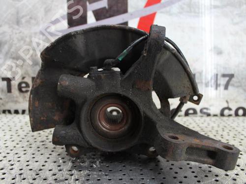 Used Left front steering knuckle HYUNDAI TUCSON (JM) 2.0 CRDi All-wheel Drive (140 hp) 23665198