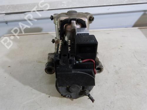 Used ABS pump MERCEDES-BENZ C-CLASS (W202) C 250 D (202.125) (113 hp) 23693567