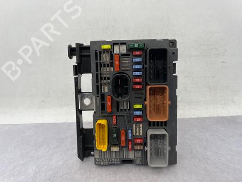 Fuse box CITROËN C5 III (RD_) 2.0 HDi 165 (RDRHHA, RDRHH8) | BP40504299E1 - Image 2