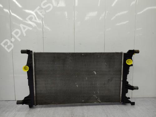Used Water radiator Water radiator RENAULT MEGANE III Grandtour (KZ0/1) 1.5 dCi (KZ09, KZ0D, KZ1G, KZ29, KZ14, KZ1W, KZ10, KZ1F,... (110 hp) 23741530 23741530
