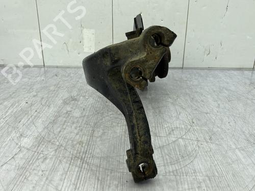 Used Right front steering knuckle Right front steering knuckle AUDI A4 B5 Avant (8D5) 2.5 TDI (150 hp) 23761070 23761070