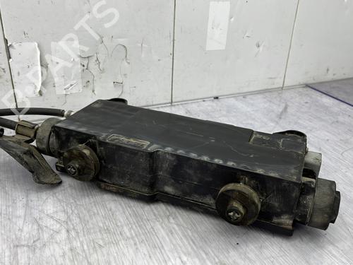Electric handbrake RENAULT SCÉNIC II (JM0/1_) 1.9 dCi (JM0G, JM12, JM1G, JM2C) | BP29839265E5
