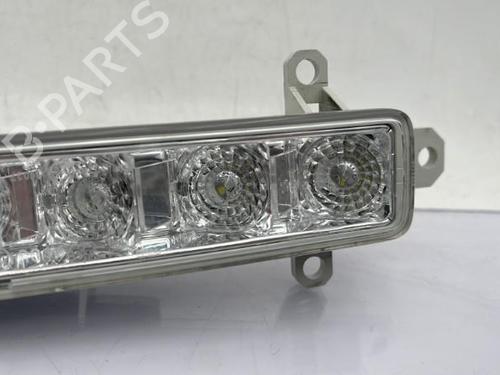 Used Left daytime light Left daytime light CITROËN C3 II (SC_) 1.2 VTi 82 (82 hp) 27747345 27747345