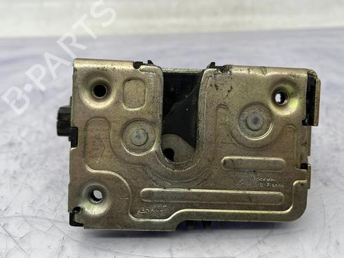 Cerradura puerta delantera derecha IVECO DAILY III Van 35 C 12 V, 35 S 12 V (AGKA43A2, AGKB43A2, AGKB46A2,... (116 hp) 31115725