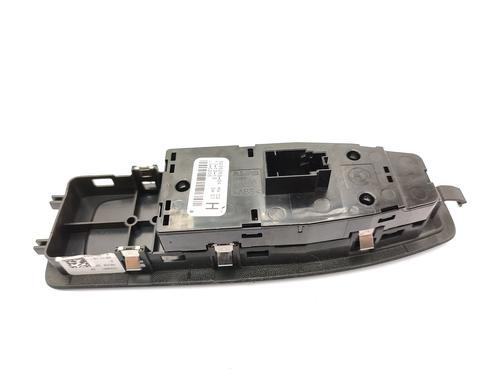 Left front window switch BMW 1 (F21) 118 d | BP23750914I27 - Image 8