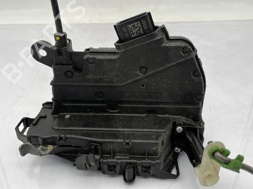 front-left-lock-nissan-micra-v-k14-2016-23760472 main image