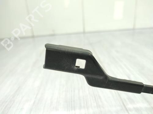 Front windshield wiper arm PEUGEOT 2008 I (CU_) 1.6 HDi | BP23713261C143 