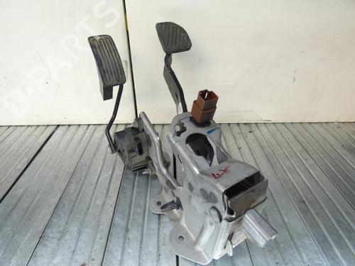Used Break pedal NISSAN QASHQAI / QASHQAI +2 I (J10, NJ10, JJ10E) 1.5 dCi (103 hp) 23697870