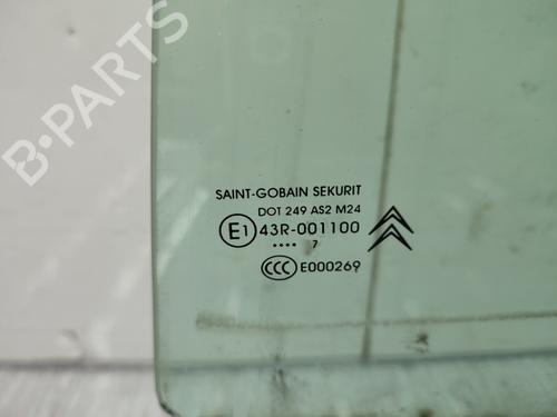 Used Rear left door window Rear left door window 23733003 23733003