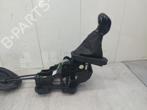 Gear lever PEUGEOT 208 II (UB_, UP_, UW_, UJ_) 1.2 PureTech 75 | BP26617746M90 