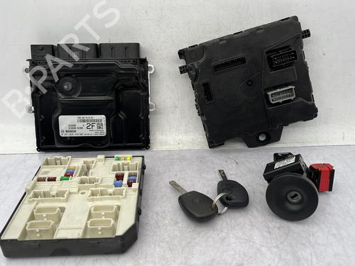 Module électronique RENAULT KANGOO Express (FW0/1_) 1.5 dCi 80 (FW15) (80 hp) 32136532