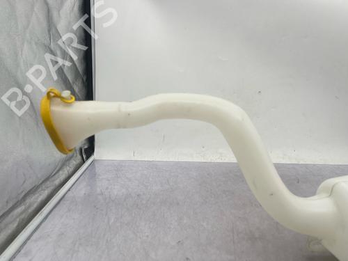 Used Windscreen washer tank Windscreen washer tank 38425705 38425705