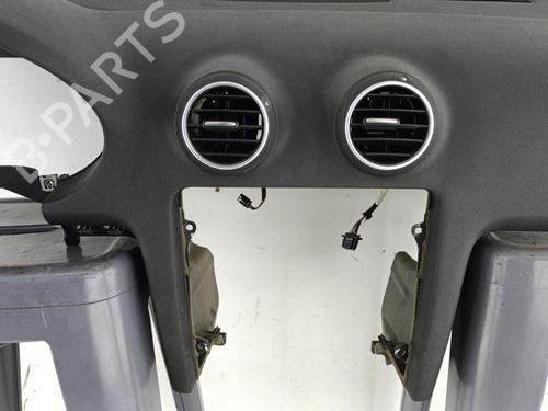 Tableau de bord AUDI A3 (8P1) 2.0 TDI (170 hp) 31804323