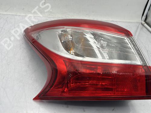 left-taillight-nissan-pulsar-hatchback-c13-2014-32272880 main image