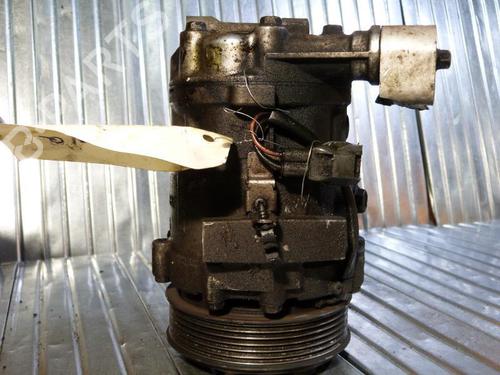 Used AC compressor AC compressor FIAT GRANDE PUNTO (199_) 1.3 D Multijet (199.AXD11, 199.AXD1A, 199.AXD1B,... (90 hp) 23694259 23694259