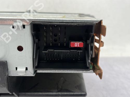 Used Radio Radio VW POLO V (6R1, 6C1) 1.6 TDI (75 hp) 33211870 33211870