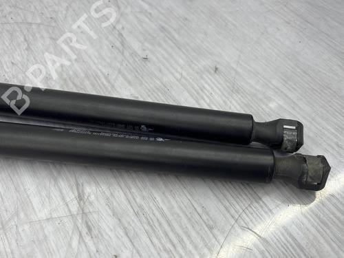 Used Tailgate lift support Tailgate lift support PEUGEOT 106 II (1A_, 1C_) 1.1 i (60 hp) 23761189 23761189