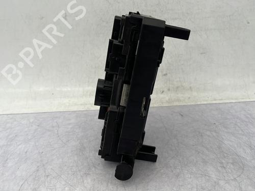 Fuse box CITROËN C5 II (RC_) 2.0 HDi (RCRHRH) | BP32093748E1 
