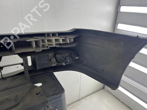 Used Front bumper Front bumper RENAULT MEGANE Scenic (JA0/1_) [1996-2001] 36372483 36372483