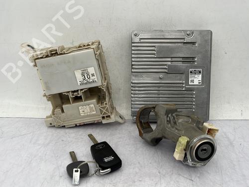 Używane Moduł elektroniczny TOYOTA HILUX VIII Pickup (_N1_) 2.4 D 4WD (GUN125_, GUN125R) (150 hp) 30887056