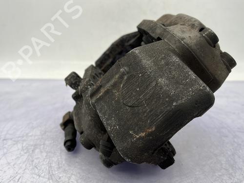 Used Right front brake caliper Right front brake caliper MERCEDES-BENZ M-CLASS (W163) ML 270 CDI (163.113) (163 hp) 24400004 24400004
