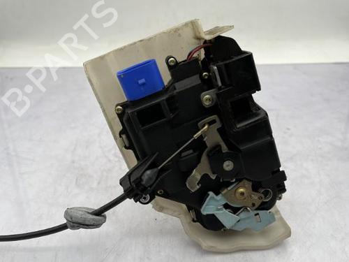 Used Front left lock VW TOURAN (1T1, 1T2) 2.0 TDI 16V (140 hp) 23751143