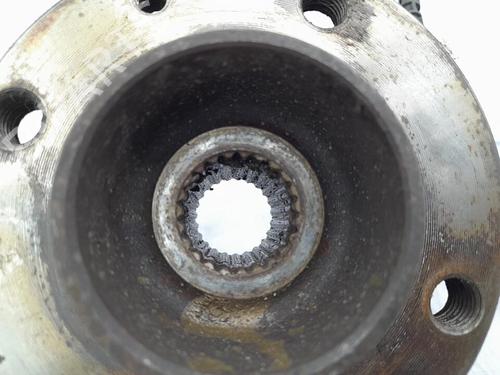 Used Left front steering knuckle RENAULT CLIO III (BR0/1, CR0/1) 1.5 dCi (BR17, CR17) (86 hp) 23675292