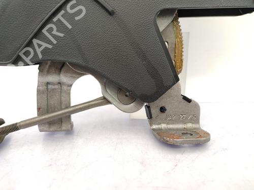 Used Hand brake AUDI A1 (8X1, 8XK) 1.4 TDI (90 hp) 23720699