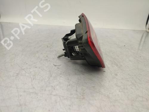 right-tailgate-light-renault-clio-iv-bh_-2012-2013-2014-2015-2016-2017-2018-2019-2020-2021-23967062 main image