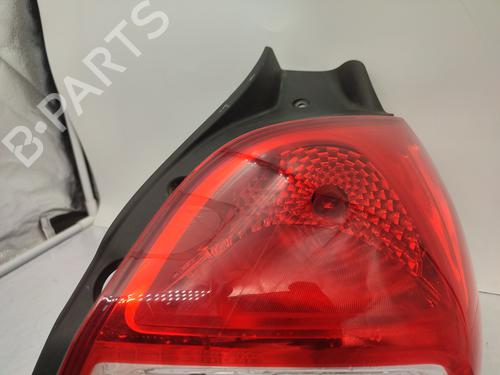 Used Right taillight Right taillight 25221356 25221356