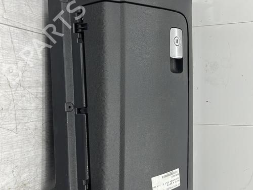 Glove box VW GOLF V (1K1) 1.4 TSI | BP23702730C95 - Image 3