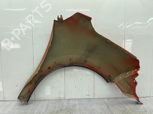 Used Left front fenders Left front fenders 37284418 37284418