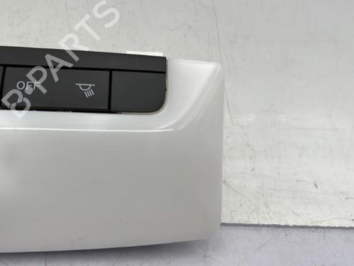 interior-roof-light-nissan-micra-v-k14-2016-23753146 main image