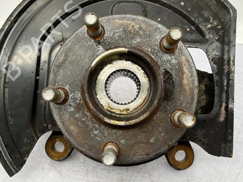 Left front steering knuckle NISSAN QASHQAI / QASHQAI +2 I (J10, NJ10, JJ10E) 1.6 dCi | BP23759462M25 