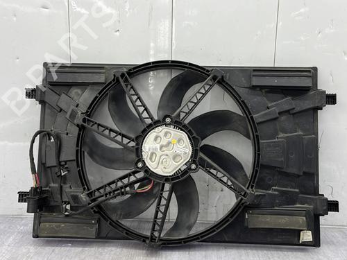 Used Radiator fan AUDI A3 Sportback (8VA, 8VF) 2.0 TDI (150 hp) 30870343