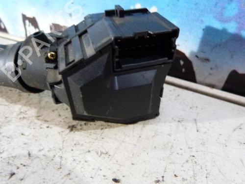Used Steering column stalk NISSAN X-TRAIL I (T30) 2.2 Di 4x4 (114 hp) 23668670