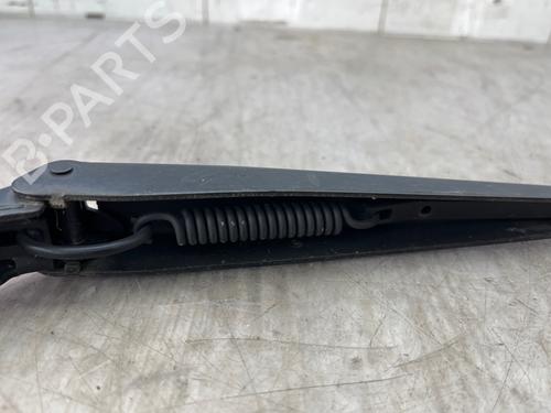 Used Front windshield wiper arm Front windshield wiper arm 37636874 37636874