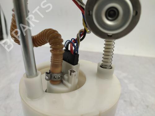 Used Fuel pump Fuel pump CHEVROLET MATIZ (M200, M250) 0.8 (52 hp) 26939960 26939960