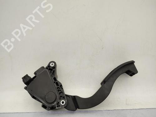 Used Pedal DACIA SANDERO III 1.0 SCe 65 (67 hp) 23742209