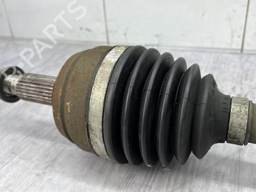 Right front driveshaft RENAULT MEGANE III Hatchback (BZ0/1_, B3_) 1.6 dCi (BZ00, BZ12, BZ13) | BP32389216M39