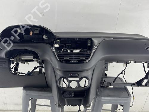 Used Dashboard PEUGEOT 208 I (CA_, CC_) 1.6 HDi / BlueHDi 75 (75 hp) 27359959