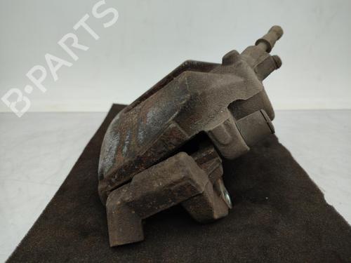 Used Right front brake caliper Right front brake caliper FORD FOCUS II (DA_, HCP, DP) 1.8 TDCi (115 hp) 23685808 23685808